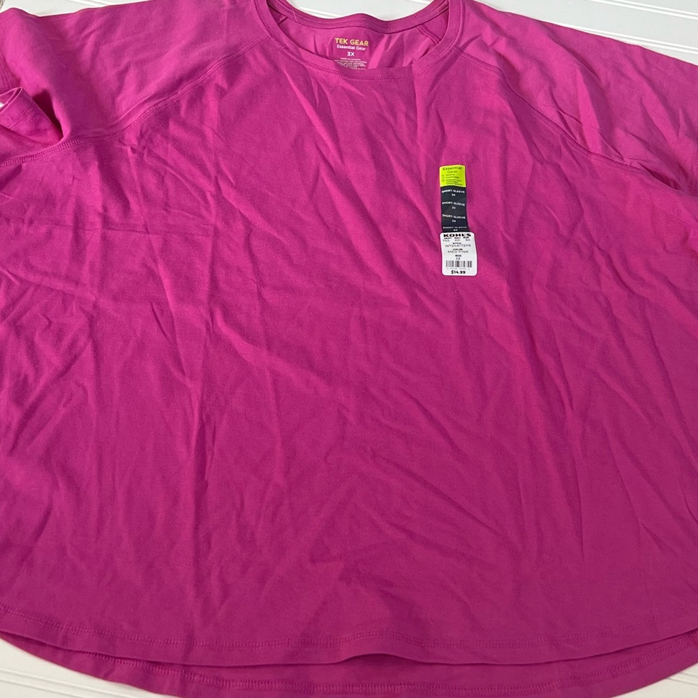 Tek Gear Short Sleeve Tee